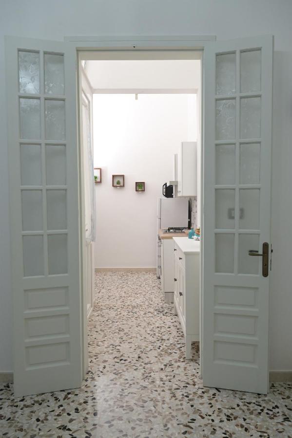 Al Civico 6 Villa Taviano  Exterior photo